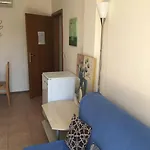 아파트 3 Bedroom With Pool Views At Arcadia Complex *