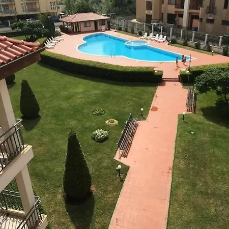 Apartment 3 Bedroom With Pool Views At Arcadia Complex Sunny Beach